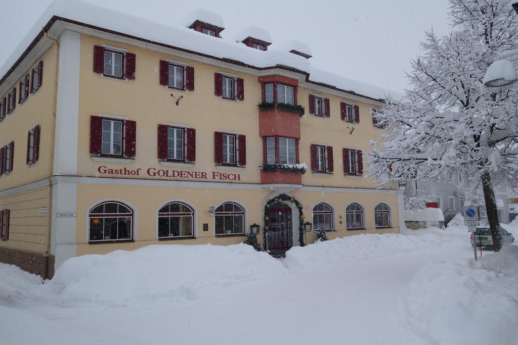 Gasthof Goldener Fisch Lienz Zewnętrze zdjęcie